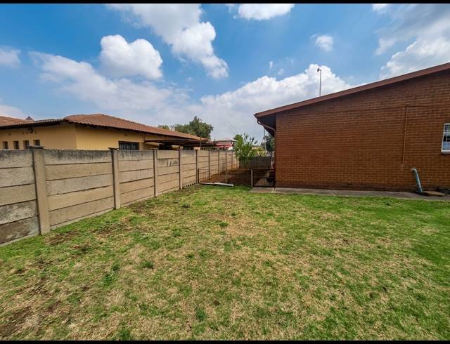 3 BEDROOM HOUSE FOR SALE IN VANDERBIJLPARK SE 1